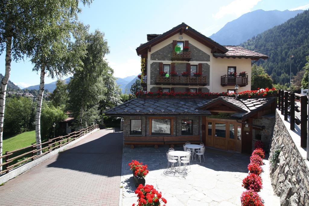 Hotel Stella Del Nord Курмайор Екстер'єр фото